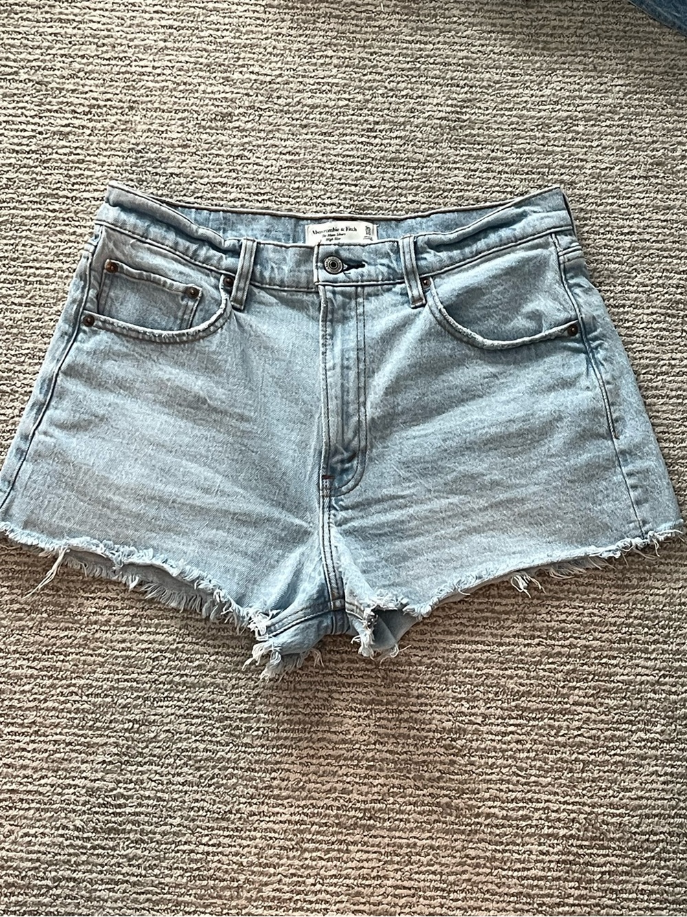 Abercrombie & Fitch High Rise Mom Short